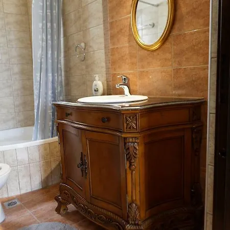 Case de vacanță Maisonette House Style And Comfort