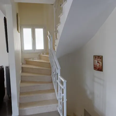 Case de vacanță Maisonette House Style And Comfort *